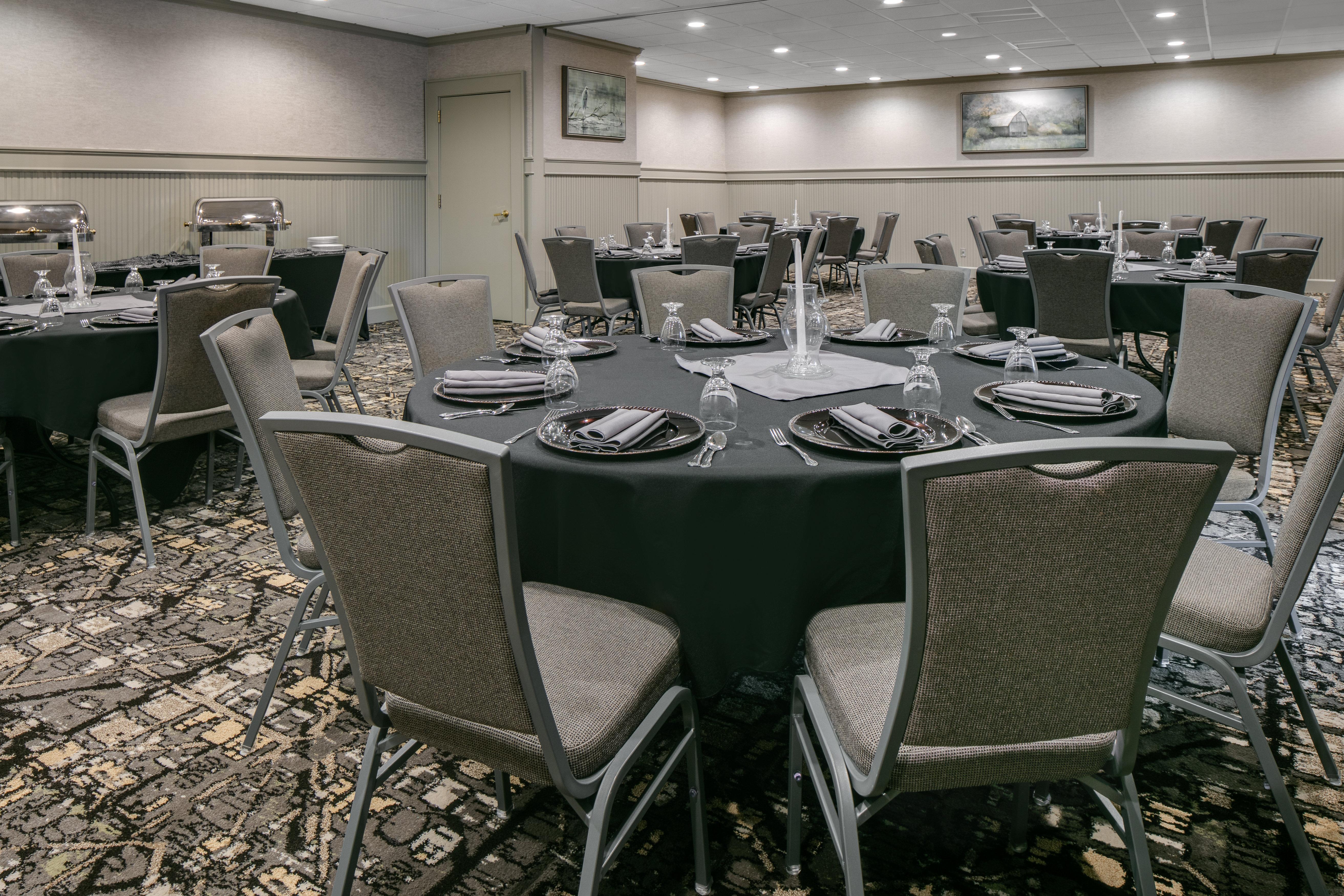 Holiday Inn Hotel & Suites Des Moines-Northwest By Ihg Urbandale Εξωτερικό φωτογραφία