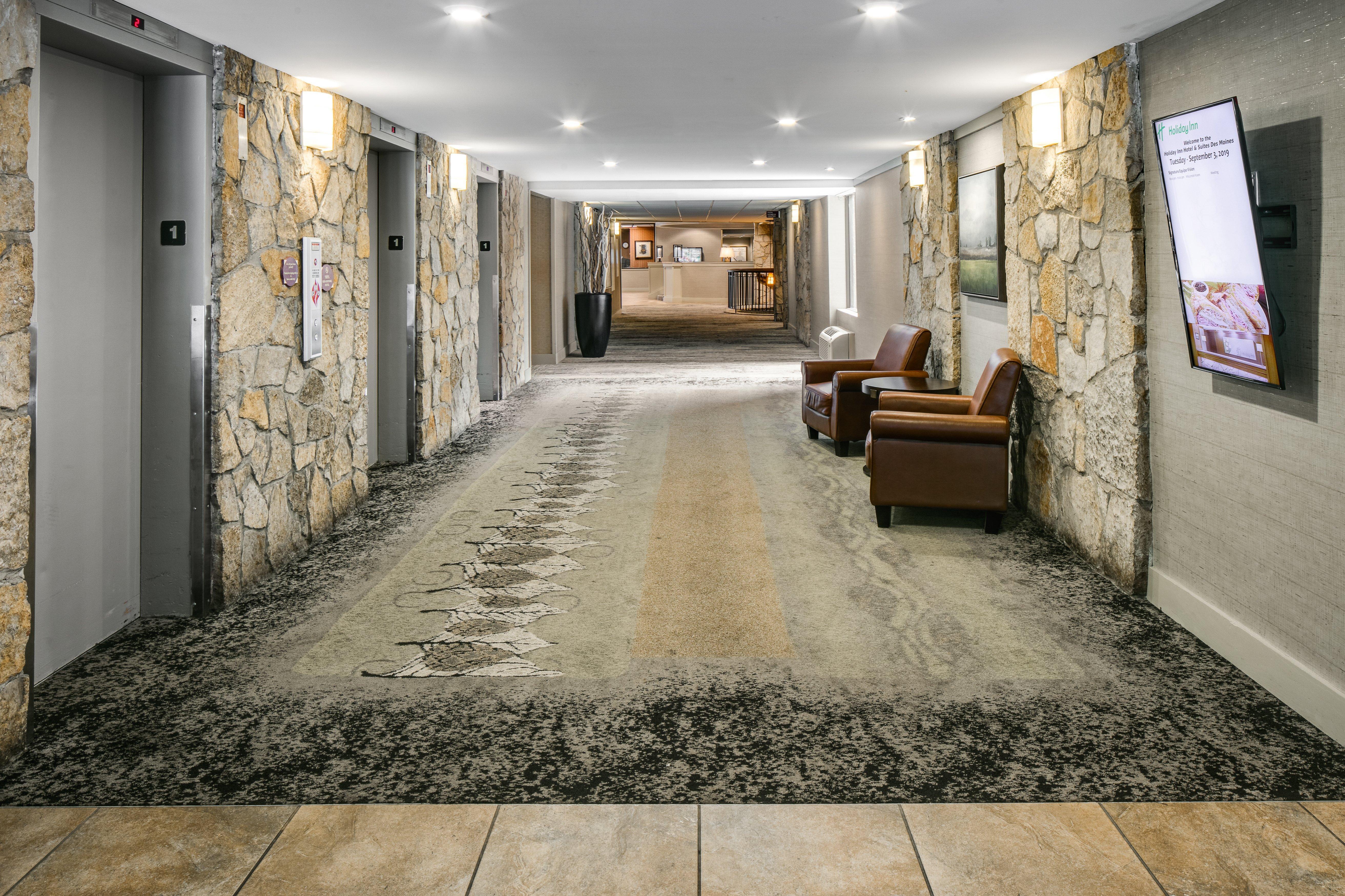 Holiday Inn Hotel & Suites Des Moines-Northwest By Ihg Urbandale Εξωτερικό φωτογραφία