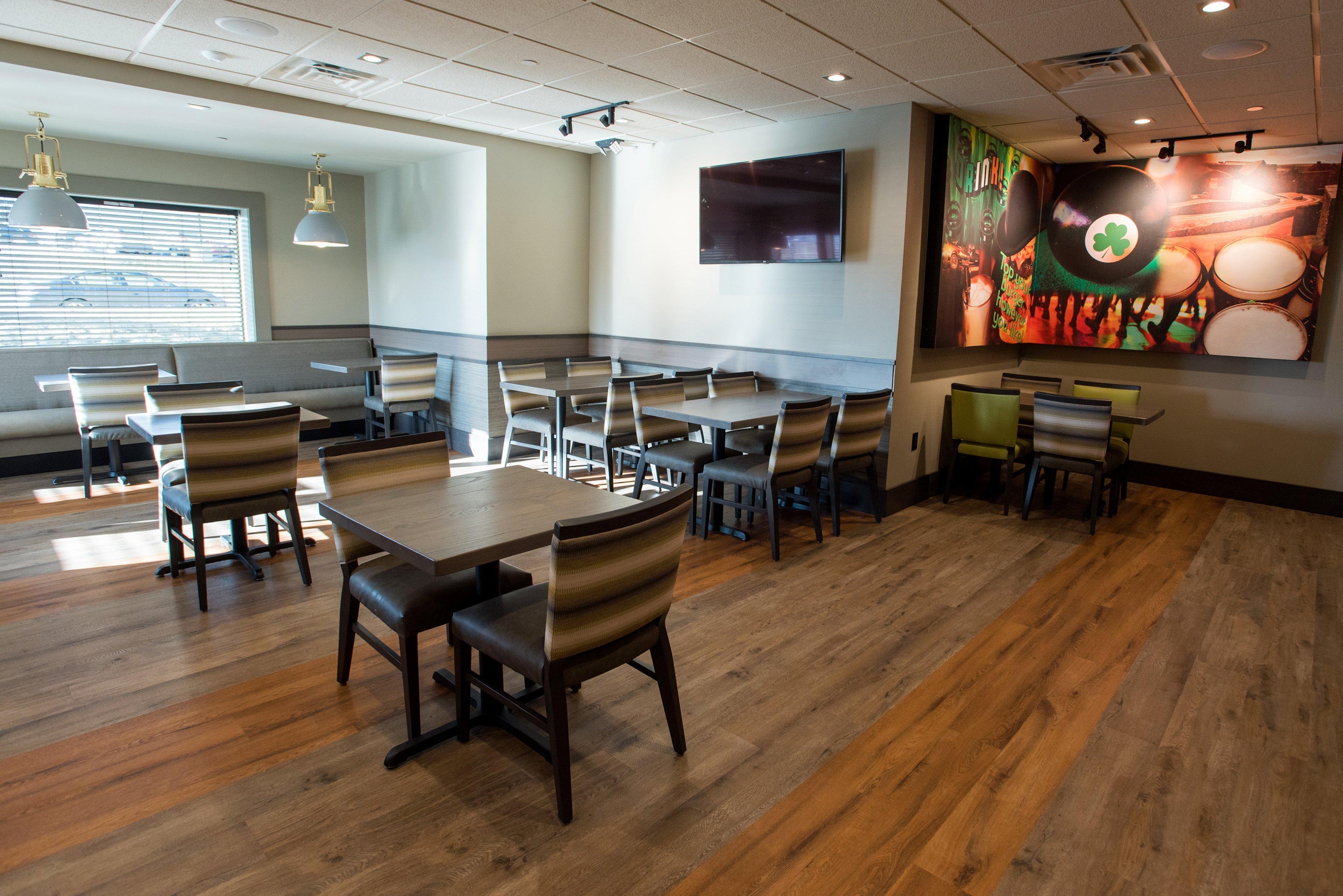 Holiday Inn Hotel & Suites Des Moines-Northwest By Ihg Urbandale Εξωτερικό φωτογραφία