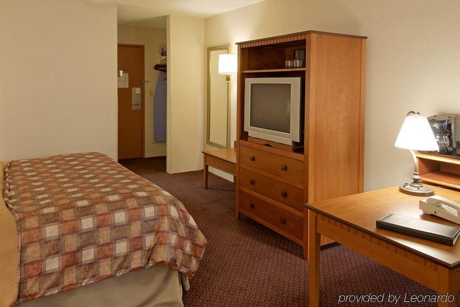 Holiday Inn Hotel & Suites Des Moines-Northwest By Ihg Urbandale Δωμάτιο φωτογραφία